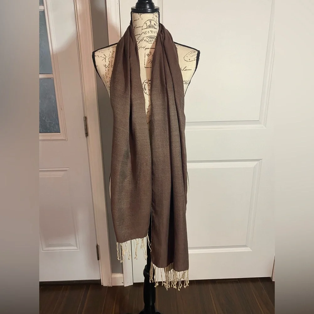 Brown and Champagne‎ Scarf A
